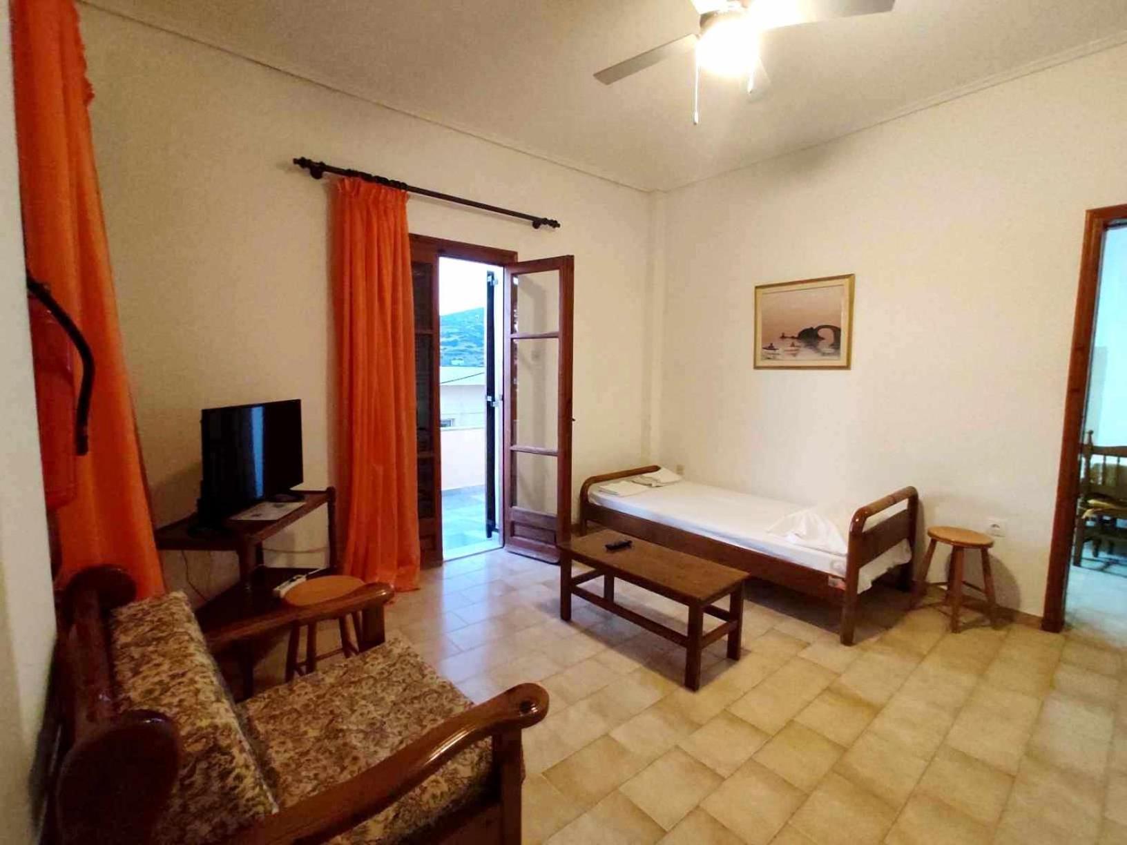 Apartmán Politis Sudios Batsíon Exteriér fotografie