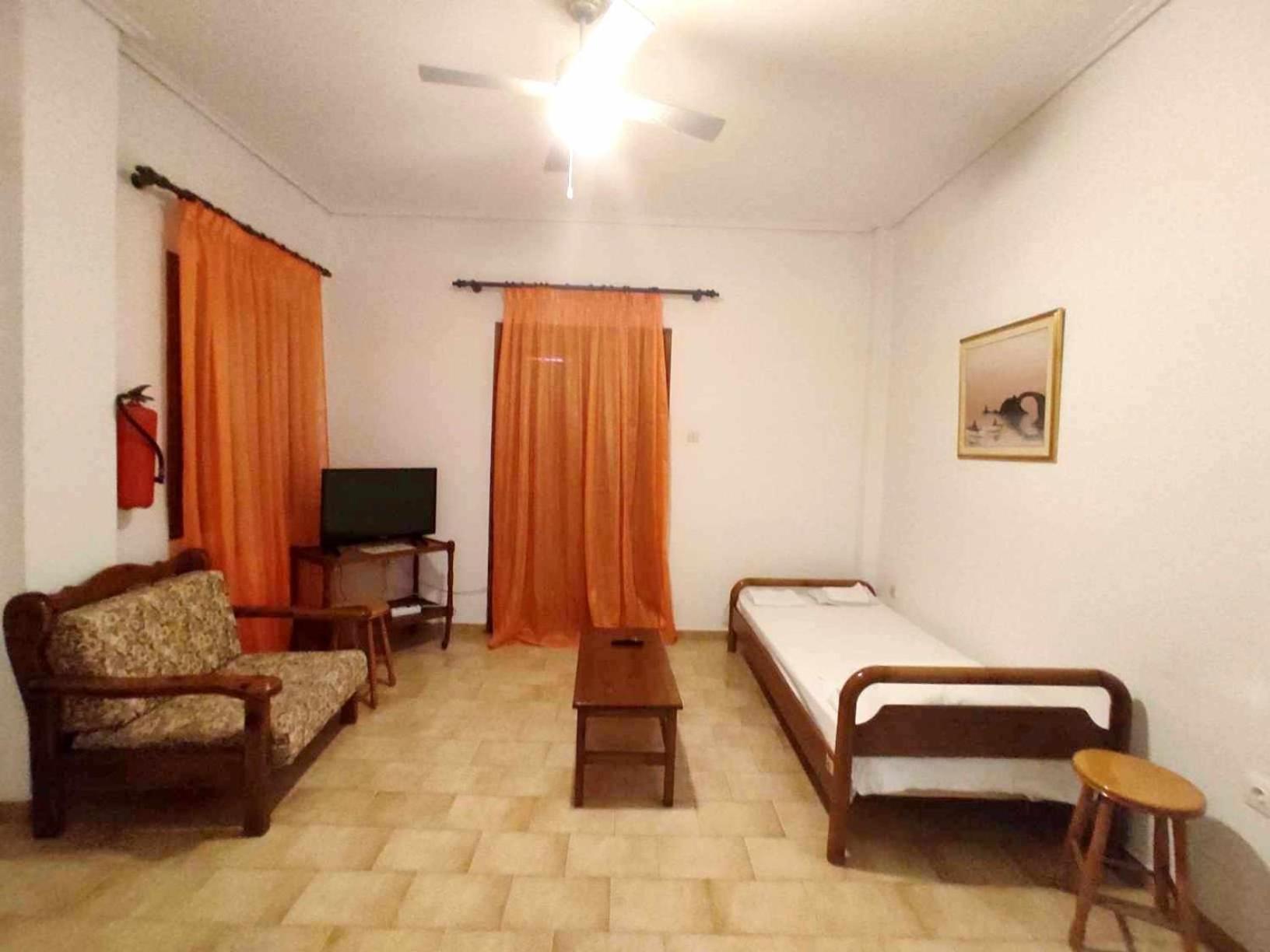 Apartmán Politis Sudios Batsíon Exteriér fotografie